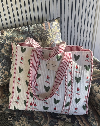 Sissel Edeblo - Pricilla Taske - Ski Resort